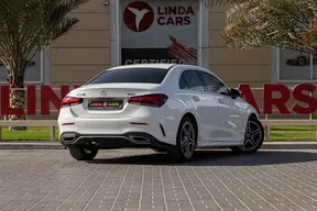 Mercedes-Benz A-Class 200 2021