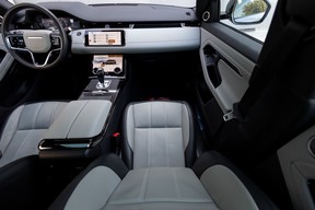 Land Rover Range Rover Evoque 2023