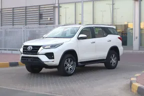 Toyota Fortuner 2022