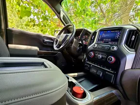 Chevrolet Silverado 2021