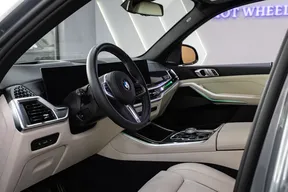 BMW X5 M60 2025