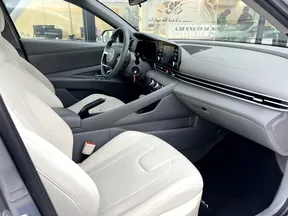 Hyundai Elantra / Avante 2023