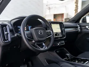 Volvo XC40 2024
