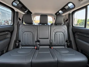 Land Rover Defender 110 2022