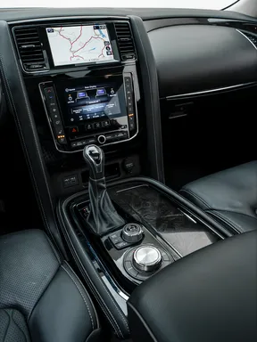 Infiniti QX80 2021