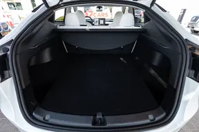 Tesla Model Y Long Range 2023