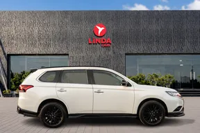 Mitsubishi Outlander / Airtek 2022