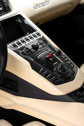 Lamborghini Aventador 2015