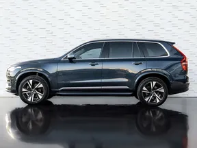 Volvo XC90 B5 2023