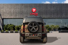 Land Rover Defender 110 2024