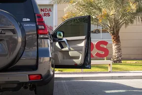 Toyota Land Cruiser Prado 2023