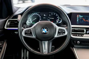 BMW 3 Series 320 2021