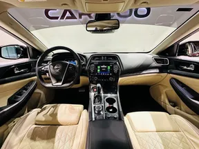 Nissan Maxima 2020