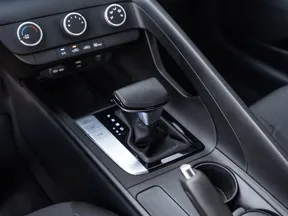 Hyundai Elantra / Avante 2025