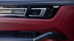 Porsche Cayenne GTS Coupé 2021