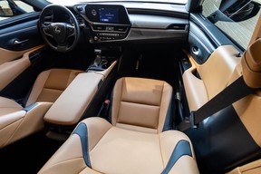 Lexus ES 350 2023