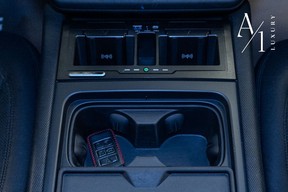 Land Rover Defender 110 2023