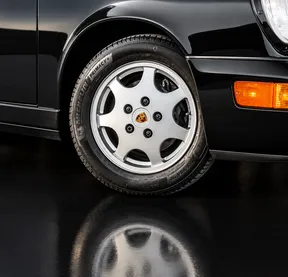 Porsche 911 Carrera 1991
