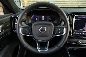 Volvo XC40 2023