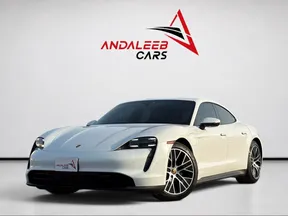 Porsche Taycan 2022
