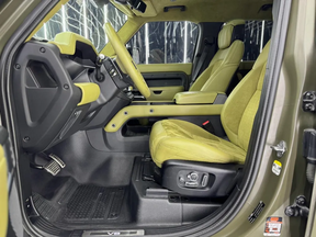 Land Rover Defender 110 2022