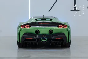 Ferrari SF90 Stradale 2021