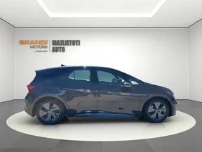 CUPRA Born 2023