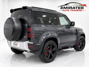 Land Rover Defender 90 2023