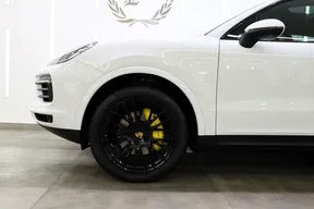 Porsche Cayenne 2023