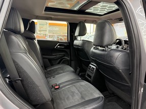 Mitsubishi Outlander / Airtek 2024