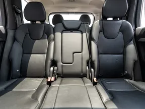 Volvo XC90 B5 2023