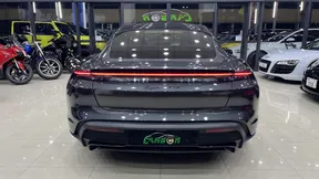 Porsche Taycan GTS 2022