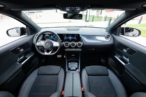 Mercedes-Benz GLA 200 2023