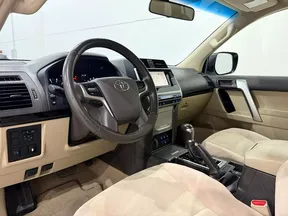 Toyota Land Cruiser Prado 2023