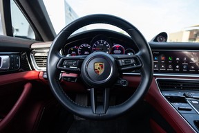 Porsche Panamera 2022