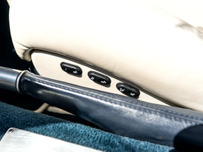 Aston Martin Vanquish S 2005