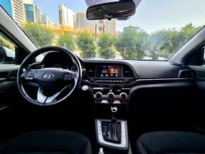 Hyundai Elantra / Avante 2020