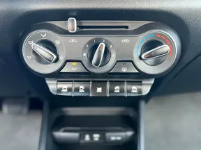 Kia Pegas 2023