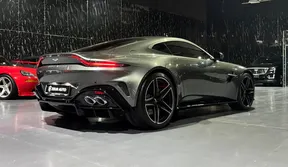 Aston Martin Vantage 2025