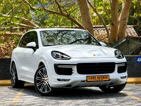 Porsche Cayenne GTS 2016