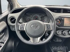 Toyota Yaris 2016