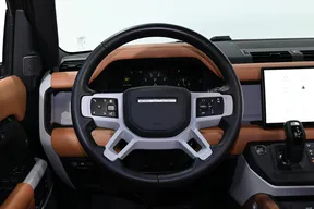 Land Rover Defender 110 2024