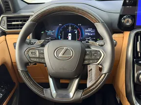 Lexus LX 600 2026