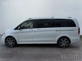 Mercedes-Benz V-Class 300 2022