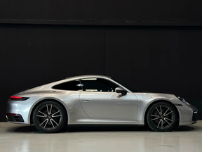 Porsche 911 Carrera 2024