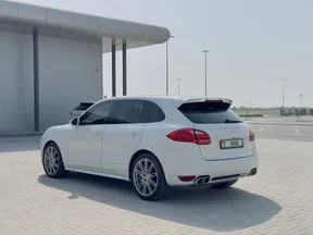Porsche Cayenne S 2013