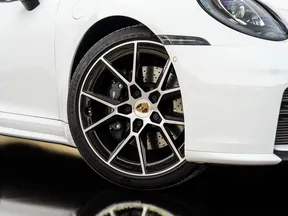 Porsche 911 Carrera 2025