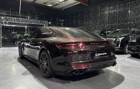 Porsche Panamera 4 Executive 2018