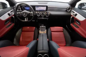 Mercedes-Benz A-Class 200 2023