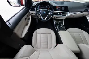BMW 3 Series 330 2019